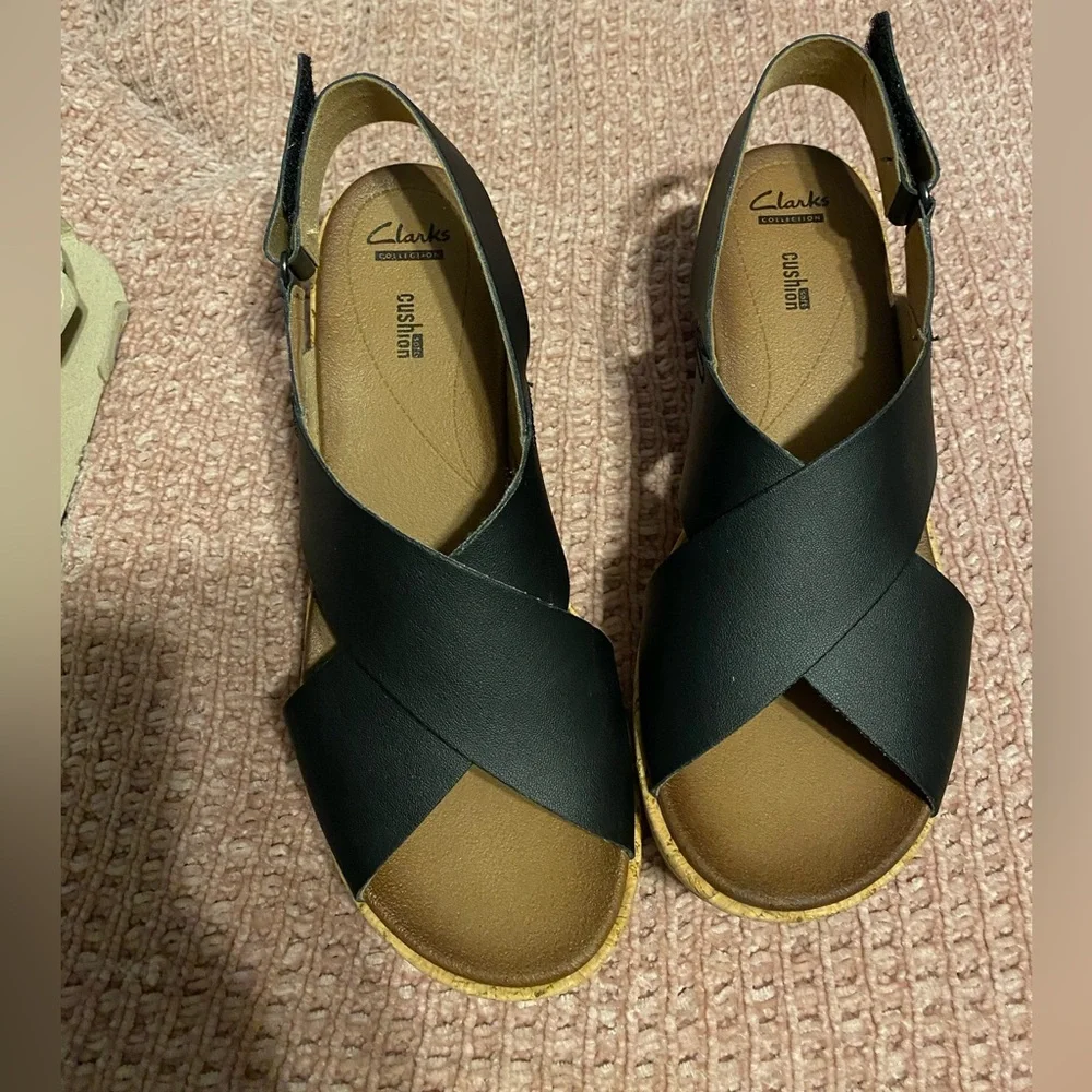 Clarks Black Wedge Sandals - Picture 2 of 8